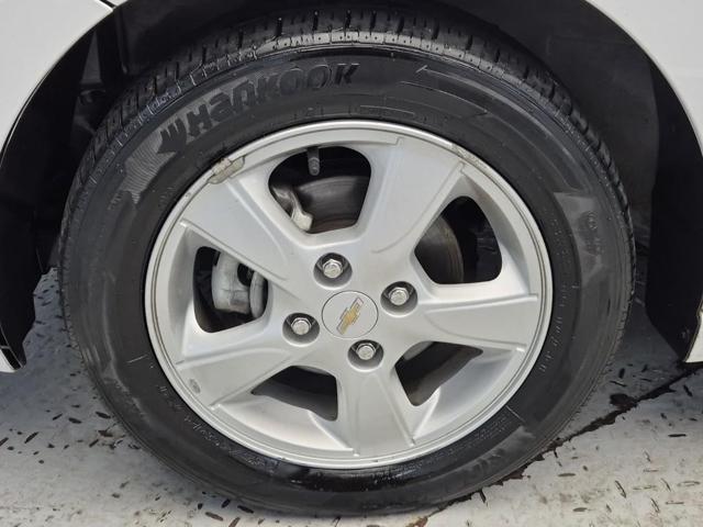 5121501676R19.jpg