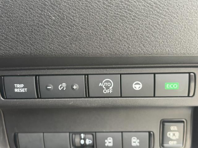 0500064A30251016W00106.jpg