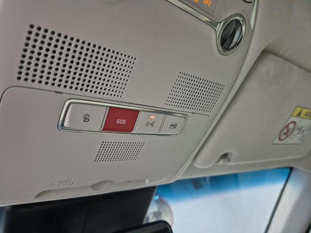 5121502390R17.jpg