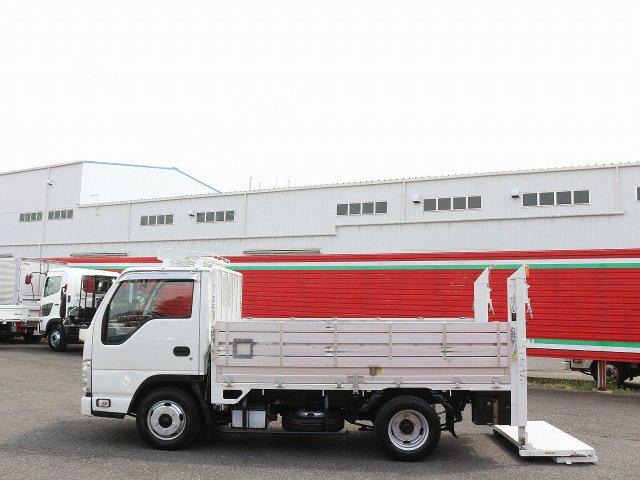 9ec75e60fecaa45bf50d99e017f7c652.jpg