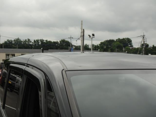 0402359A30250711W00215.jpg