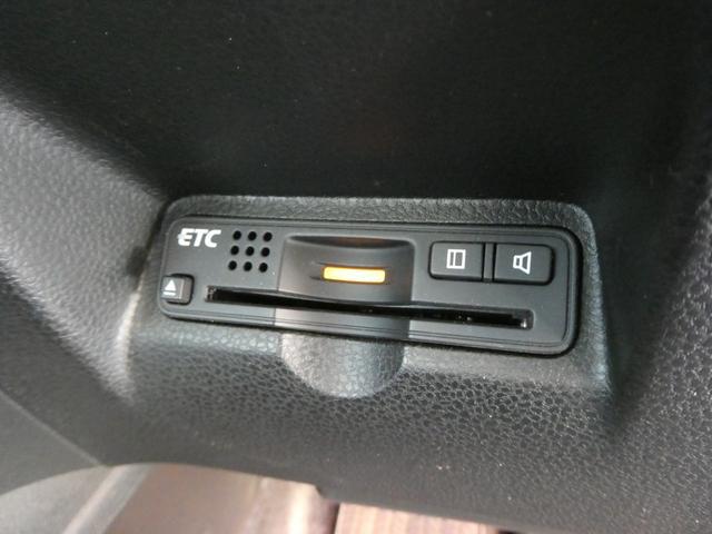 0560989A30251223W00107.jpg