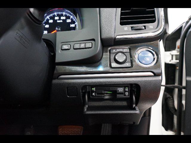 b9cdc8c2d38491a0256e2e87ea5c3a72.jpg