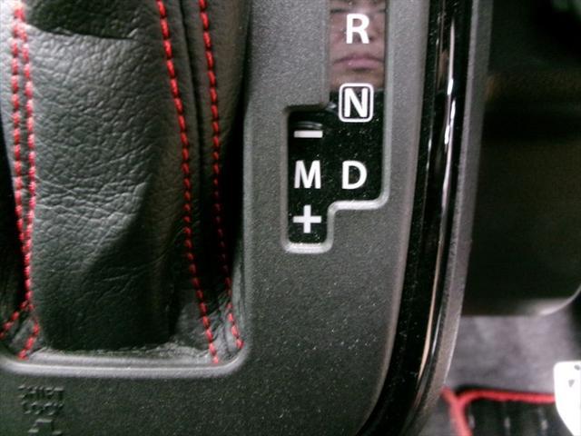 0302353A30250523W00213.jpg