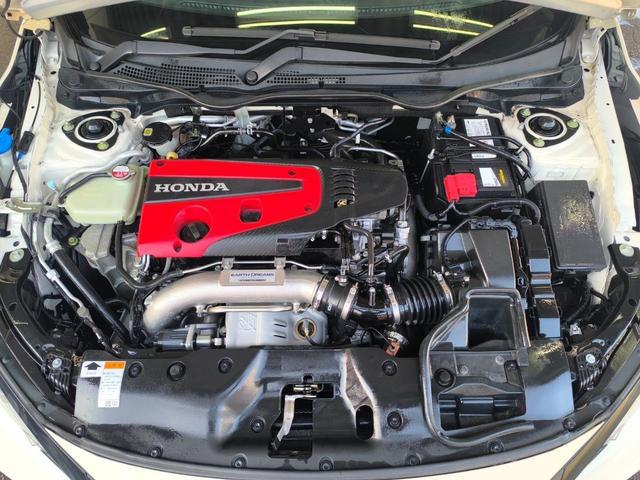 0404303A30260302W00107.jpg