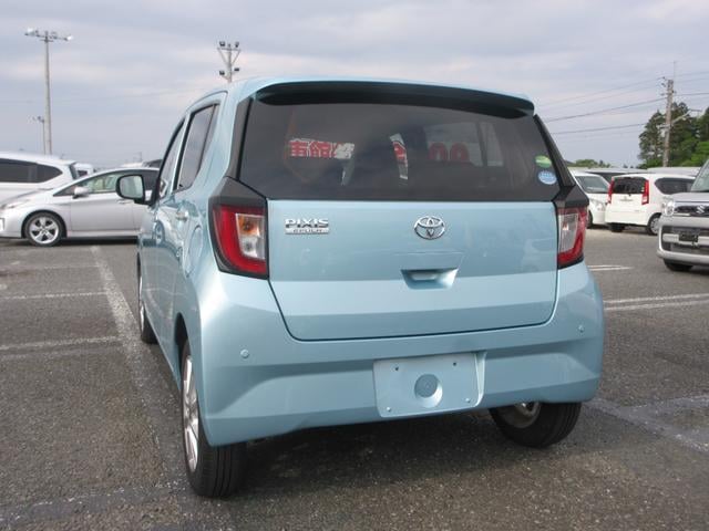 0504235A30250428W00617.jpg