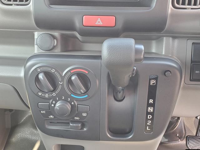 0401984A30251024W00204.jpg