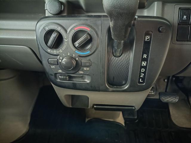 0801977A20260324W00115.jpg