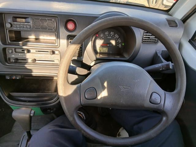 0404229A30251229W00212.jpg