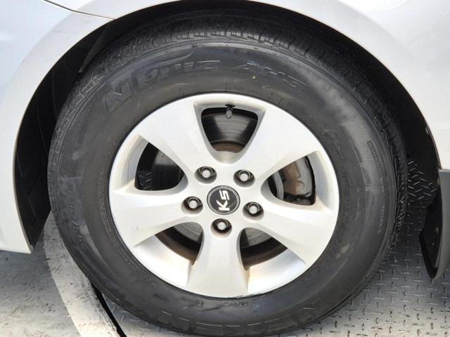 4111500654R19.jpg