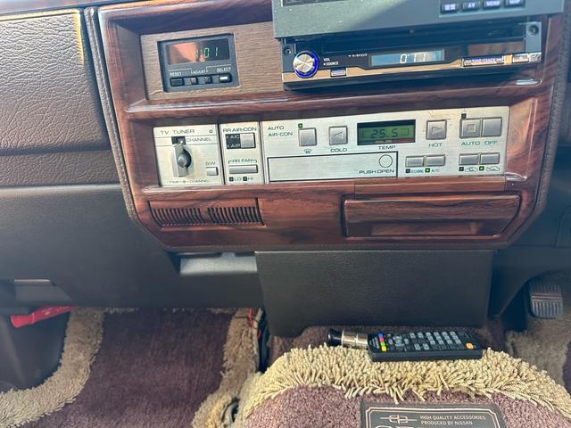 0910305A30260219W00111.jpg