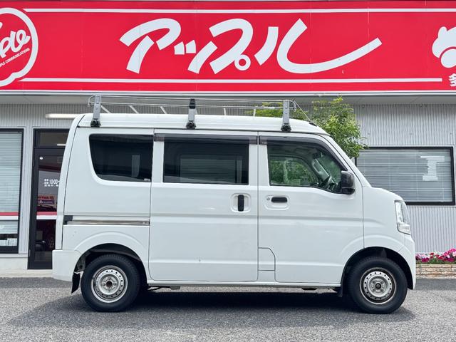 0207993A30250608W00216.jpg