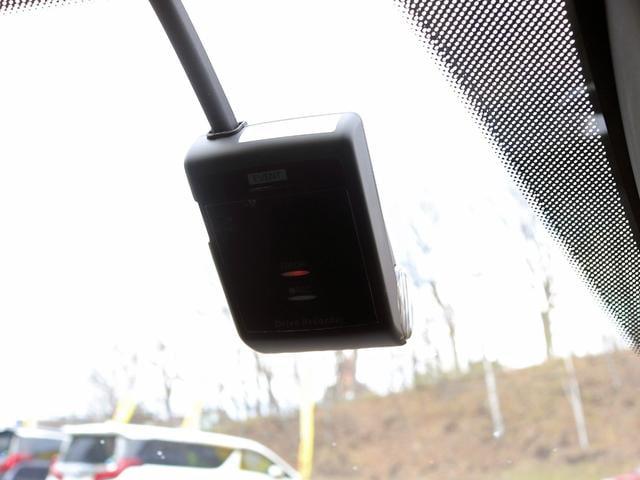 0302072A30250425W00214.jpg