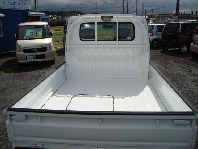 1100685A30260303W00104.jpg