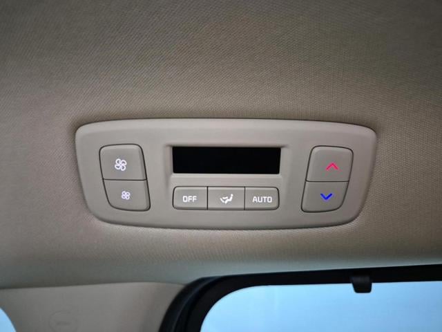 4081500933R18.jpg