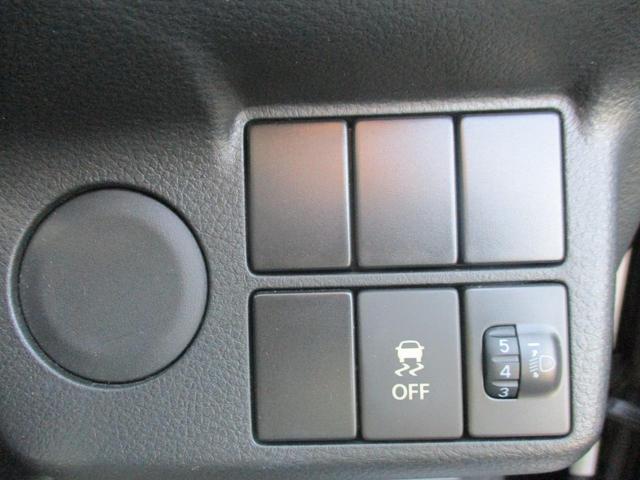 0701373A30251007W00311.jpg