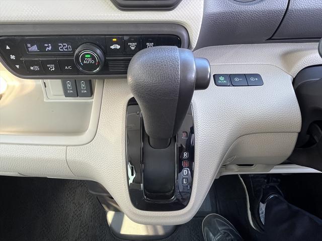 0702688A30250810W00215.jpg