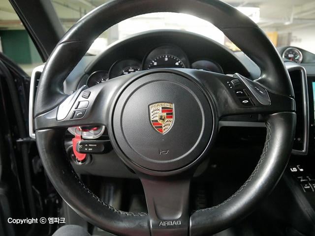 3071001460R8.jpg