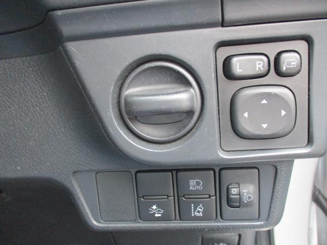 0511210A30260302W00115.jpg