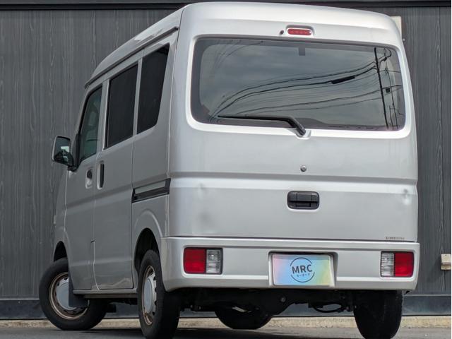 0704272A30260128W00103.jpg