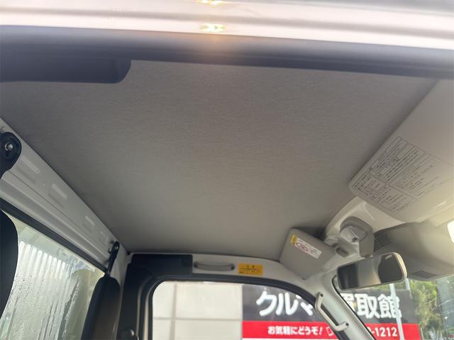0404241A30250821W00211.jpg