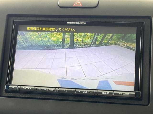 22373192_carP_l_4.jpg