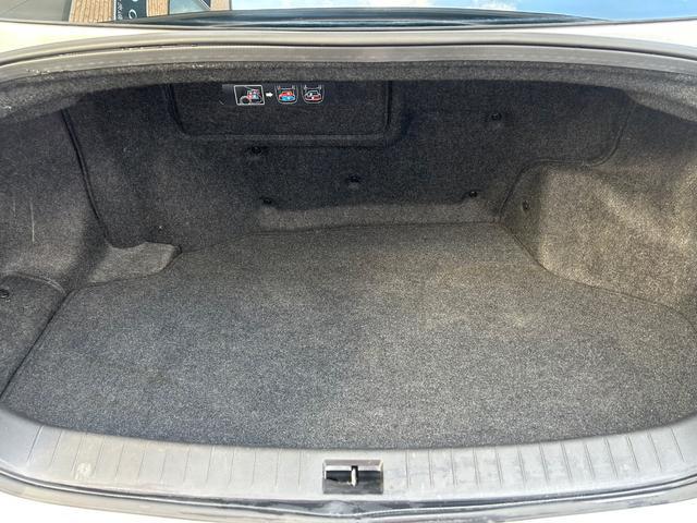 0208964A30250627W00117.jpg