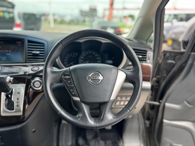 0400419A30250712W00112.jpg