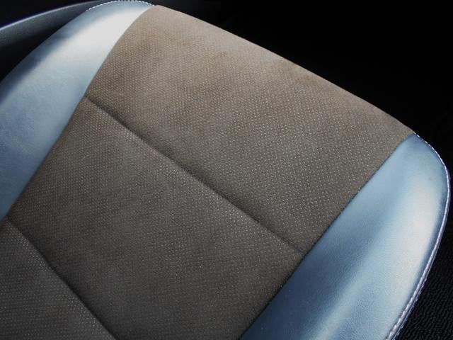 1000819A30250712W00115.jpg