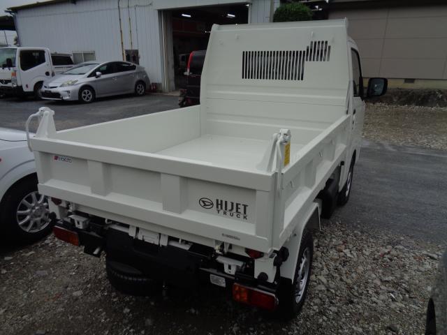 23174103_carP_l_3.jpg