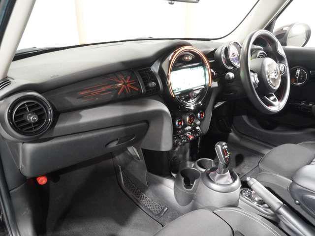 5710cc533798afe70de7f989d04995a5.jpg