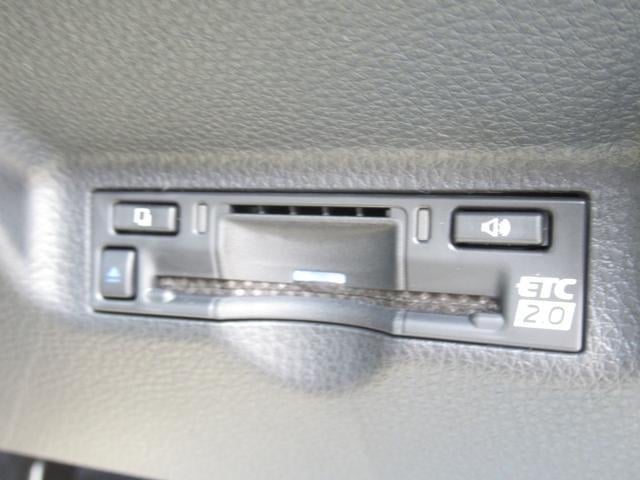 0200498A30240513W00114.jpg