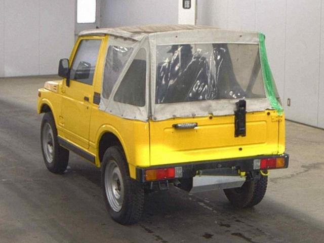 22187992_carP_l_3.jpg