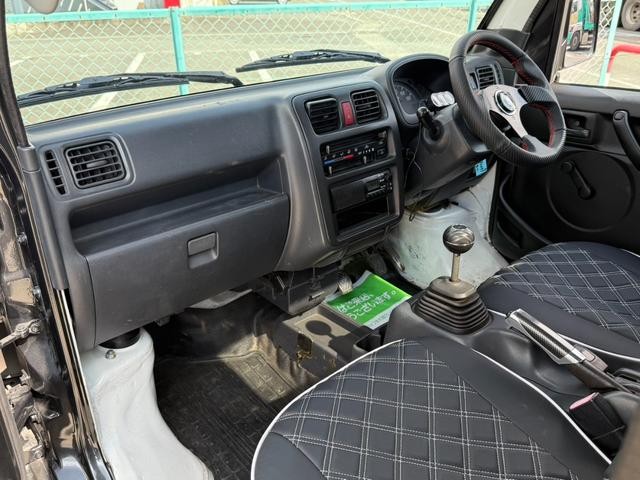 0801923A20250927W00117.jpg