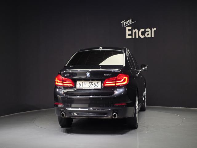 23a1a4aa076b1d746ac80d19bebe6553.jpeg