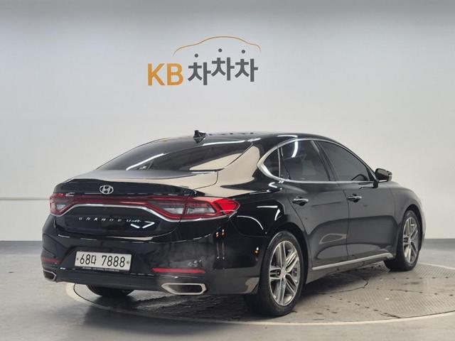 5121500525R3.jpg