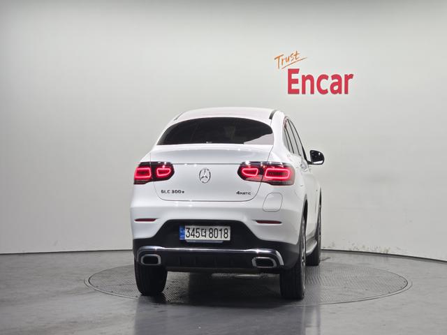 4ec18c4032c46edc78ea44e96b3097b1.jpeg