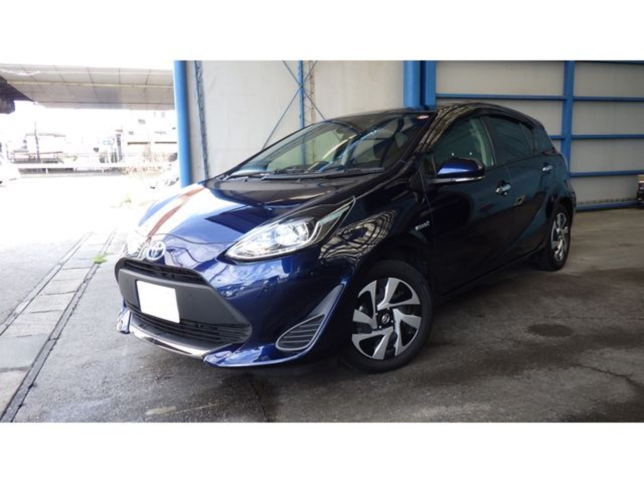 2020 Toyota Aqua, photo 1 of 1