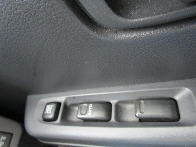 1101090A30251212W00108.jpg