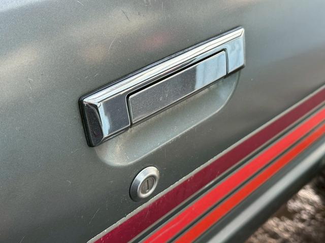0904001A30251223W00119.jpg