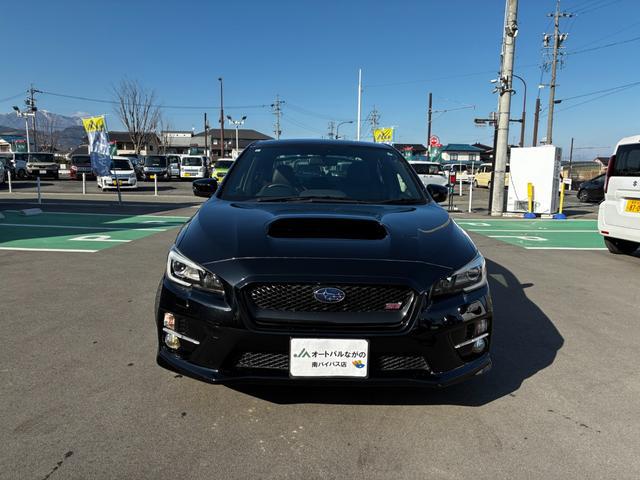 1200379A30260202W00201.jpg