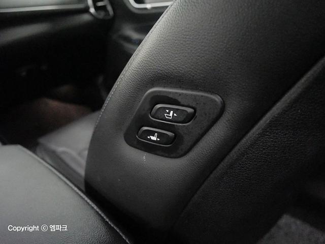 3051500623R15.jpg