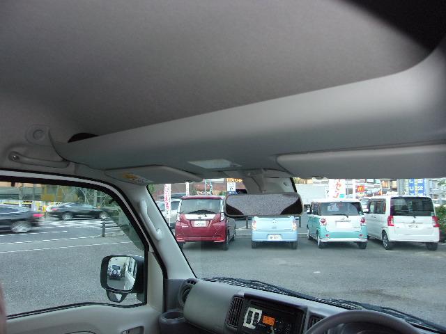 0502398A30251011W00109.jpg