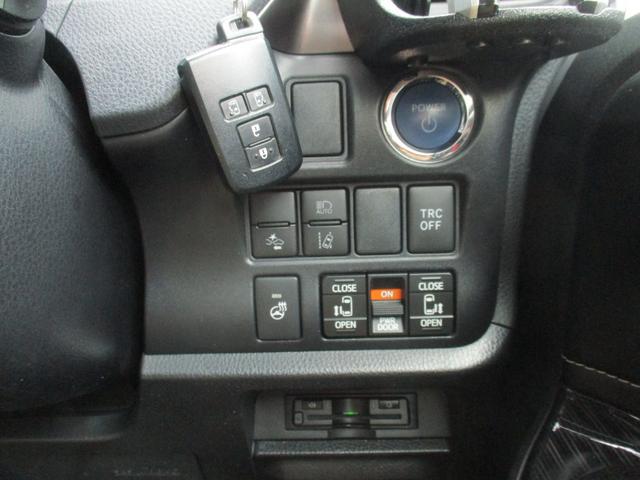 0540599A30260407W00217.jpg