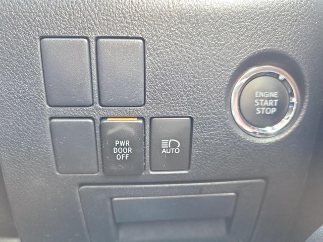 0300775A30251117W00110.jpg