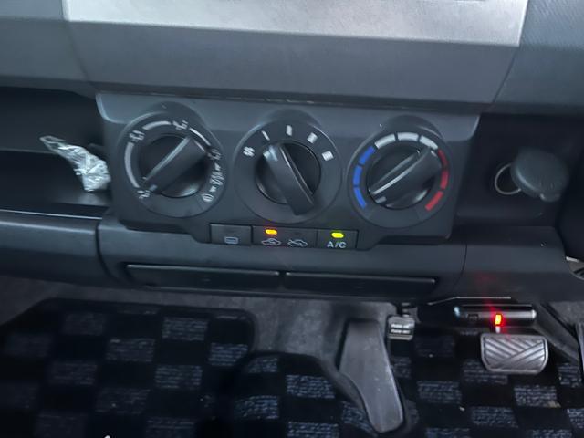 0540896A30250626W00115.jpg