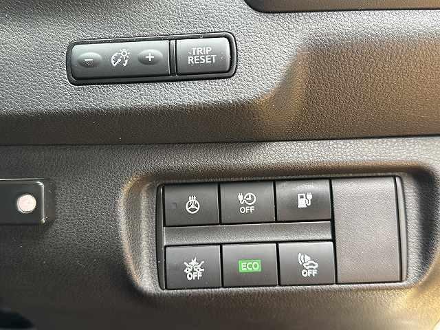 0403869A30260226W00409.jpg