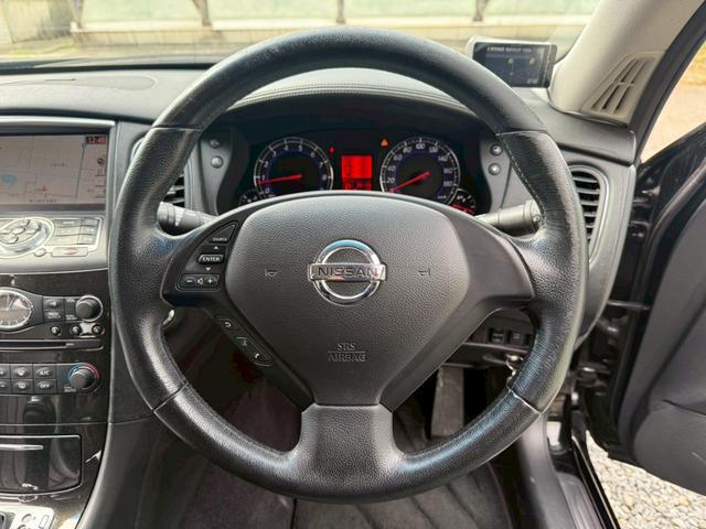 0708895A30231015W00105.jpg