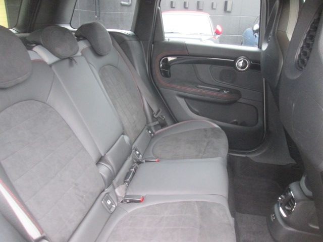 a85bea04623750e921f10258bac1a22d.jpg