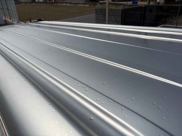 0710035A30260329W00219.jpg